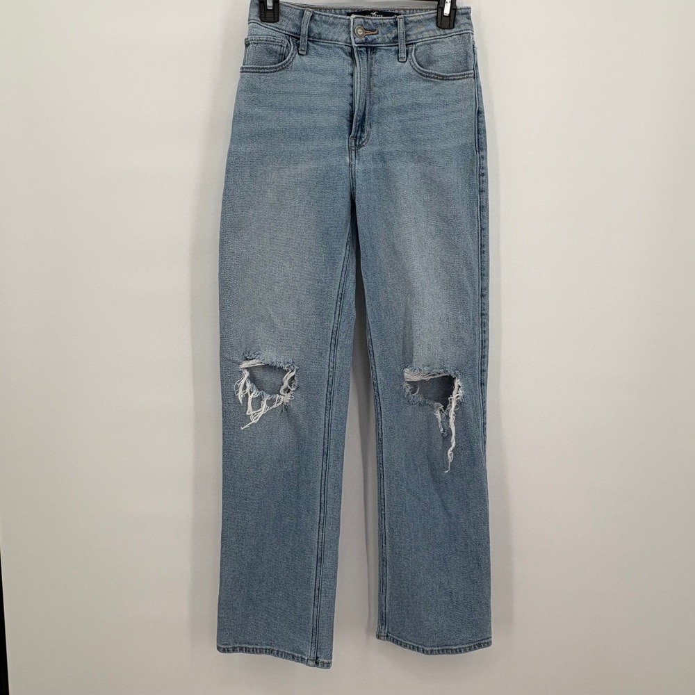 Hollister High Rise Straight Leg Distressed Jeans Light‎ Wash Blue 25W x 29L